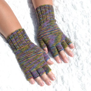 Multicolor half finger hand knitted women's gloves