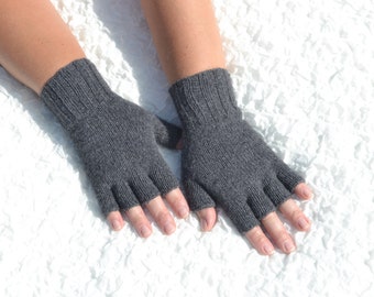 Dark grey merino wool & cashmere half finger gloves, hand knit grey gloves, women's / men's gloves with open fingers, autumn / winter gloves