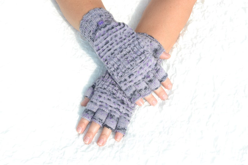 Purple half finger gloves convertible to mittens