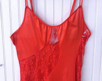 Vintage 90's Frederick's of Hollywood Red Lace Swirl Maxi Slip