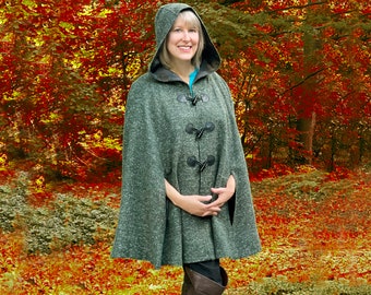 cape, cloak,poncho,hooded,medium,small,coat,jacket,women,lined,forest green,