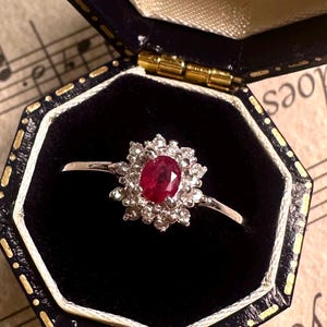 Bague vintage en or 18 carats ornée d'un rubis naturel, délicate bague en pierre précieuse rouge, taille US 7,25–7,5