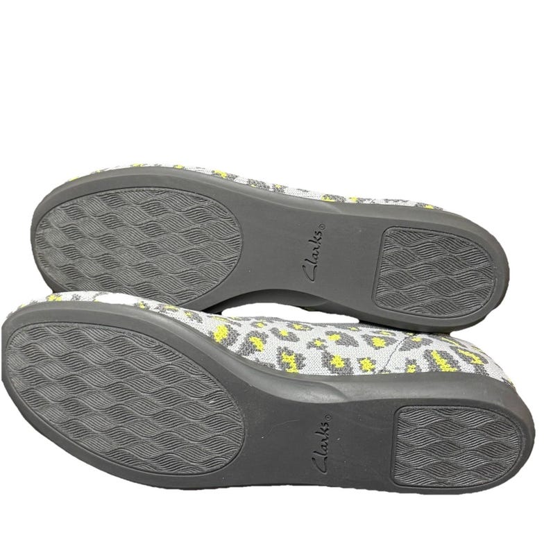 Clarks Cloudsteppers Slip-on Damskor Carly Hope Grå US 8 Med Leopard bild 8