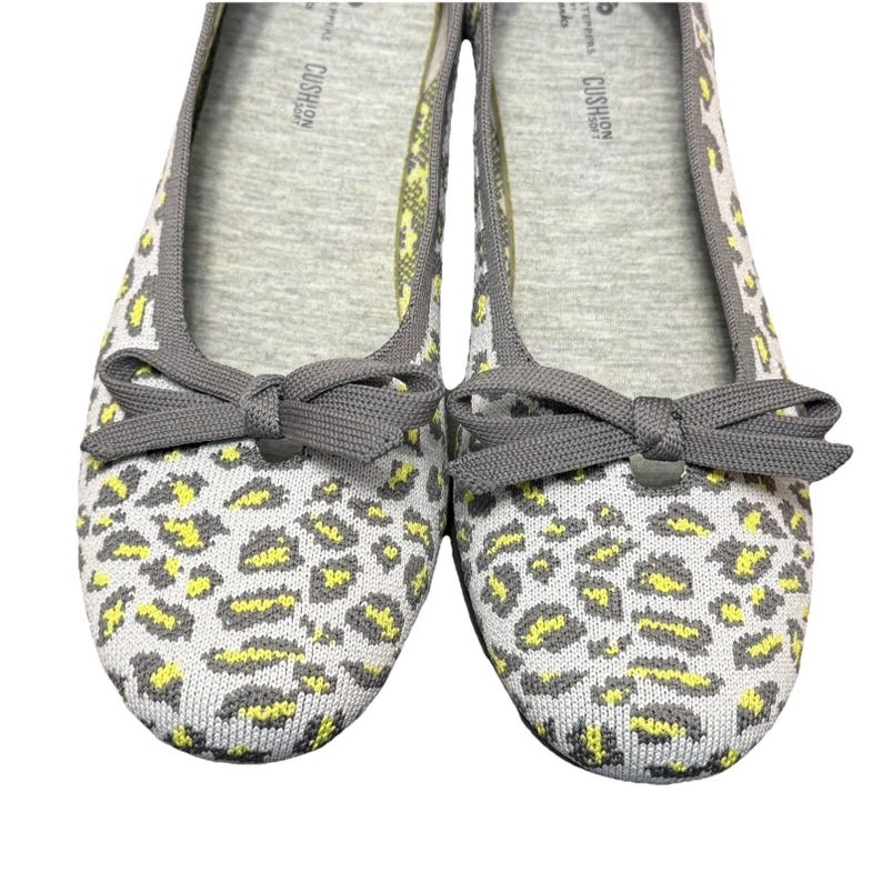 Clarks Cloudsteppers Slip-on Damskor Carly Hope Grå US 8 Med Leopard bild 1