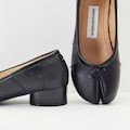 Women's pleated split-toe shoes, pig nose shoes, vintage Tabi Mary Jane shoes, French folding shoes for women, split-toe ballet flats