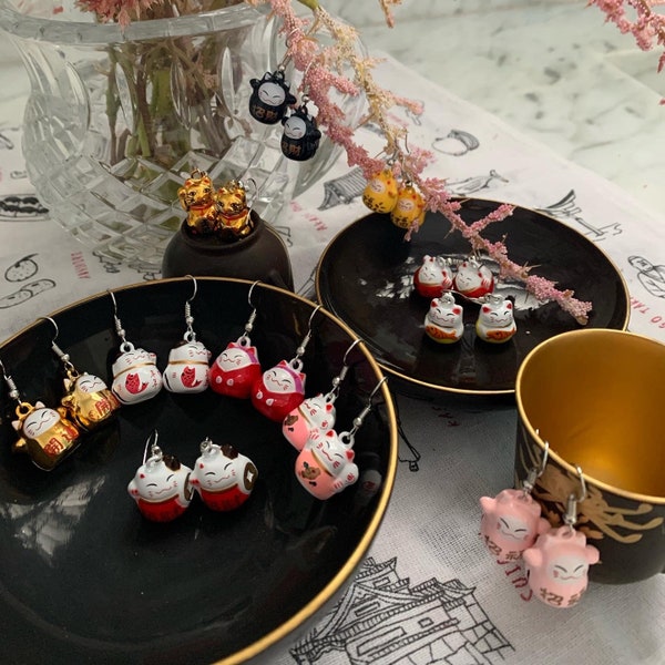Maneki Neko Lucky cat Earrings Japanese Cat Super cute earrings. Best seller item!!