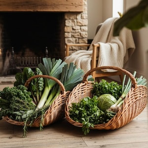 Rieten oogstmand, rieten bloemenmand met handvat, opbergmand boerderij, oogstmand tuin, natuurlijke rieten mand, houtmand