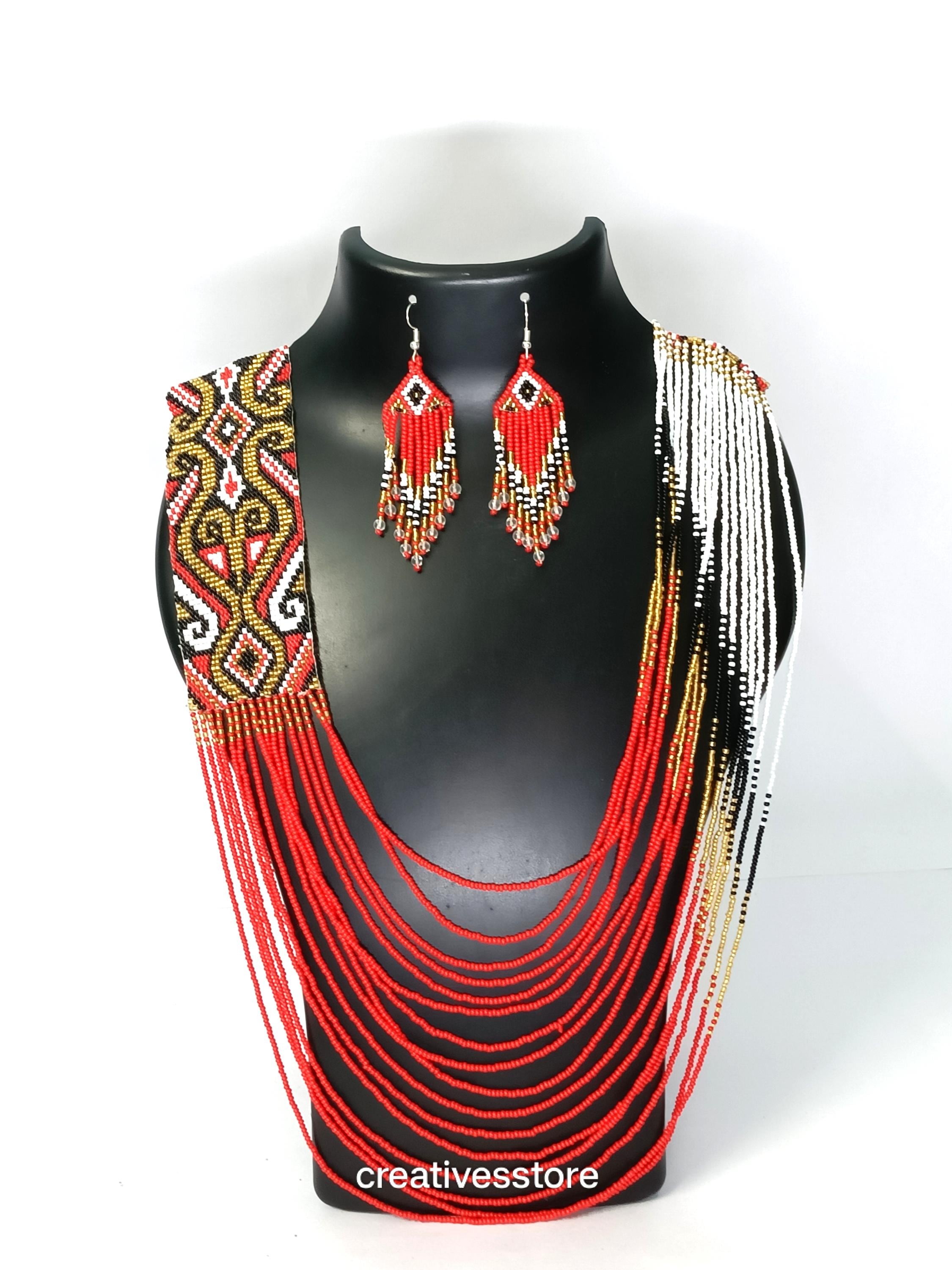 マサイ族のネックレス　（大きい） Maasai bead necklace - Etsy 日本
