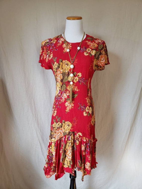 Vintage 1980's red floral crinkle gauze flirty dre