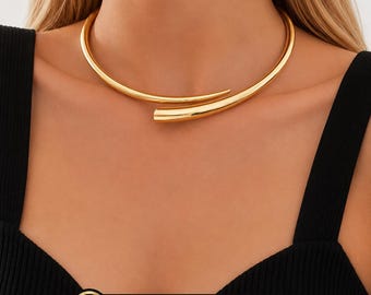 18K Gold Plated Torque Choker Necklace – Minimalist Open Collar Statement Jewelry