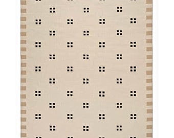 Alfombra Kilim minimalista de lana tejida a mano con motivos geométricos, 2,4 x 3 metros.