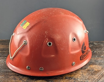 Vintage 1992 Edelrid Durace Mountaineering Helmet - Red Hard Shell Rock Climbing Cap - Made in Germany - Retro Cabincore Display Prop