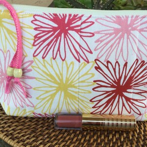 Handcrafted Floral Zipper Pouch: Cotton Cosmetic/Travel Bag