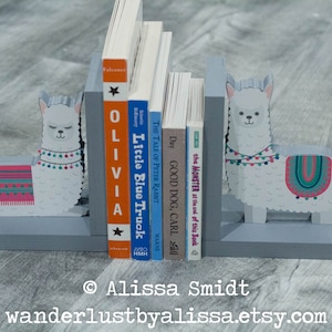 Llama bookends, wooden bookends, custom bookends (grey, gray, pink, green)