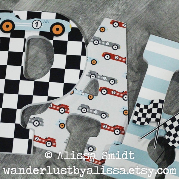 Race Car Letters, vintage Car Letters, Baby Nursery - Custom Nursery Wooden Letters, 9 pouces taille (noir, blanc, aqua, gris, gris, rouge)