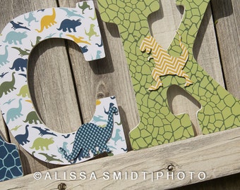 Dinosaurus thema kinderkamerbrieven Gepersonaliseerde dinoletters Dino kinderkamerbrieven dinosaurus naambord decor dinosaurus kinderkamer grote dinosaurusletters