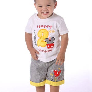 Chemise d'anniversaire 2ème deuxième de Mickey Mouse, chemise de mickey Mouse, chemise d'anniversaire monogrammed, chemise de garçon de Mickey Mouse