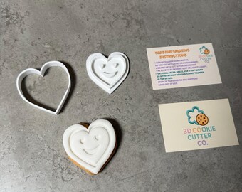3D Valentines Heart Face with Heart Eyes Cookie Cutter and Icing Press
