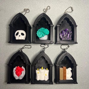 Porte clé clicker 3D - Étagère gothique simple