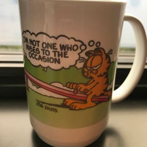 Set of two vintage garfield cups