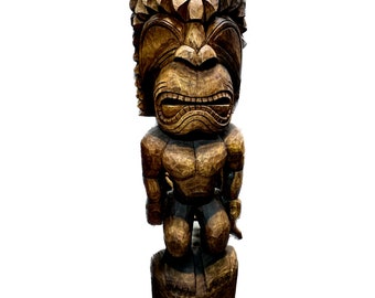 巨大な 7 フィートの Tiki Ku - ダークオークの MonkeyPod 建築