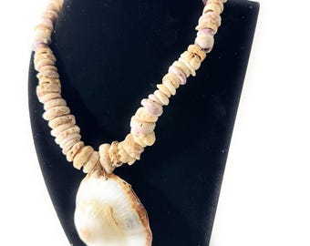Collar grueso de concha Puka de 43 cm con Opii grande auténtico - Artista local / #pn010