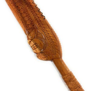 Fijian Tiki Paddle Club 32 inch with Bull Teeth- Polynesian Art | #bla604880stetsy