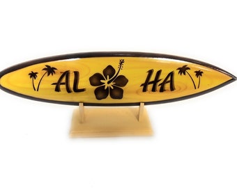 Classic Surfboard Aloha w/ Hibiscus 16" - Trophy | #wai350240f