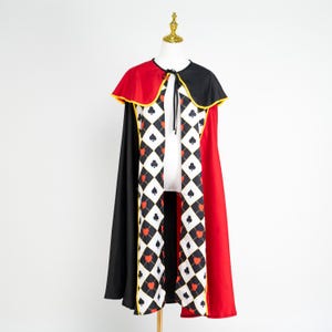 Royal Heart Queen Cosplay Cloak Red Black Harlequin Cape Costume for Women Halloween Party Outfit Fantasy Theme Stage Performance Wear