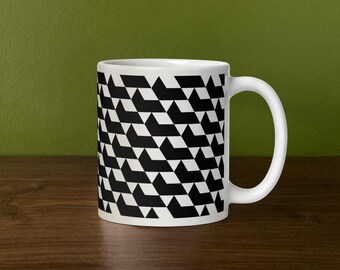 Tablette de chocolat isométrique – motif géométrique – mug noir et blanc