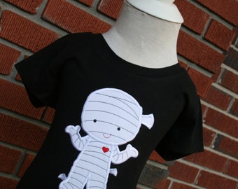 Halloween Shirt With A Cute Mummy Applique  Design. Size 4/5