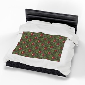 Olive Green Floral Throw Velveteen Plush Lightweight Blanket, Art Nouveau Throw image 7