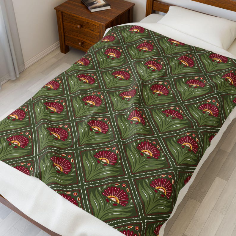 Olive Green Floral Throw Velveteen Plush Lightweight Blanket, Art Nouveau Throw image 3