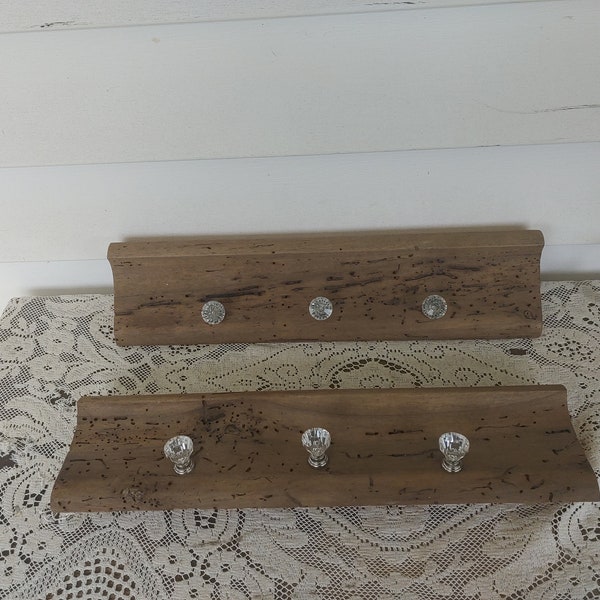 One pecky wooden rack 3 pegs/hooks glass knobs farmhouse cottage wall decor rustic