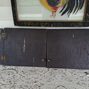 Primitive chippy homemade hand made pair cupboard pantry cabinet doors rustic salvaged shabby farmhouse cottage farm painted glass knobs