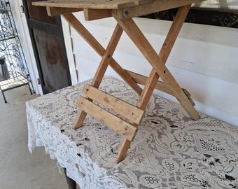 ANTIQUE style WOODEN slat folding emd side table Farm Country primitive farmhouse cottage 22" porch patio garden table plant stand