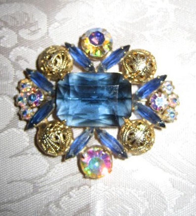 Large Juliana Brooch with Montana Blue Rhinestones Vintage Etsy