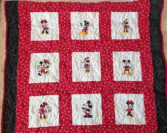 Disney Mickey & Minnie Mouse Quilted Baby Blanket
