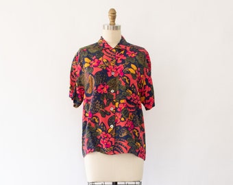 Vintage Hawaiian Print Button Up , 90s Topical Shirt (XS-S)