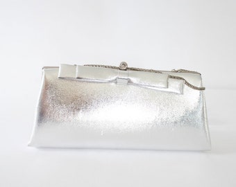 1960s Metallic Silver Lame Handbag, Vintage 60s Silver Mod Bow Purse