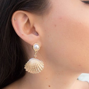 SHELL Dangle Earrings. Ocean Earrings.Faux Pearl Earrings. Organic Shell Earrings. Summer Wedding Jewelry. Trendy Shell Earrings image 1