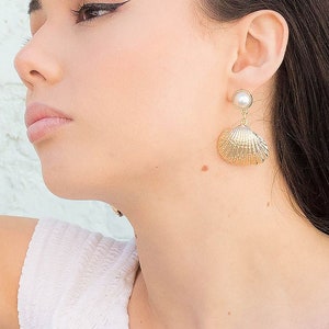 SHELL Dangle Earrings. Ocean Earrings.Faux Pearl Earrings. Organic Shell Earrings. Summer Wedding Jewelry. Trendy Shell Earrings image 2