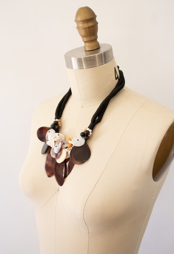 Vintage Shell Statement Necklace, 80s Shell Ocean… - image 9