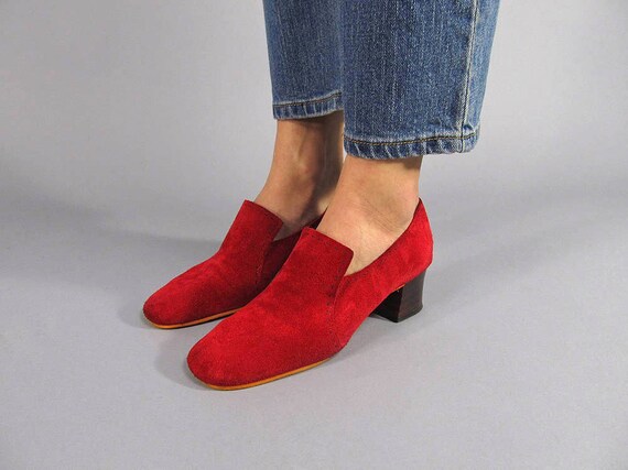 Vintage Suede Loafers / Vintage 60s Shoes / Mod Sh