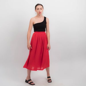 Vintage RED Midi Skirt. 80s High-Waisted Skirt. Vintage 80s Skirt. High-Waisted Pleated Skirt. Full Gathered Skirt. size: 25W / S image 7