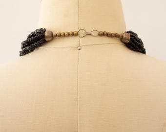 Collier Ethnique Multirang Perles Vintage Style Années 70 - Longueur 46-50 Cm, Couleur Bordeaux (occasion)