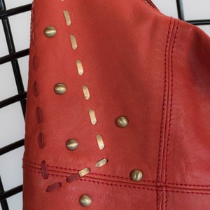 Leather HOBO Purse. Vintage 90s Purse. Y2K Leather Purse. Red Leather Purse. Studded Leather Purse. Cross-Body Purse image 7