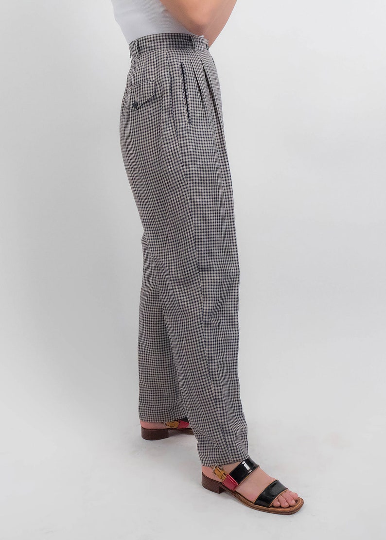 Liz Claiborne LINEN Trousers. Vintage Gingham Trousers. 90s Plaid Pants. Linen Blend Trousers. Picnic Gingham Pants. size: 27W / M image 9