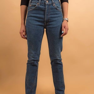 Vintage 70s Levis / Orange Tab Levis / High-Waisted Levis / High-Rise Denim / Vintage Denim / Straight Leg / Boho Denim Δ size: 28W image 3