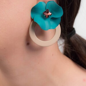 Dangle FLOWER Earrings. Detachable Floral Earrings. Hoop Pendant Earrings. Trendy Floral Earrings. Floral Earrings. Flower Earrings Stud. image 2